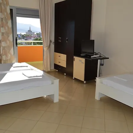 Tirana 호텔