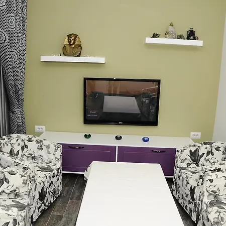 Tirana 호텔 사밀