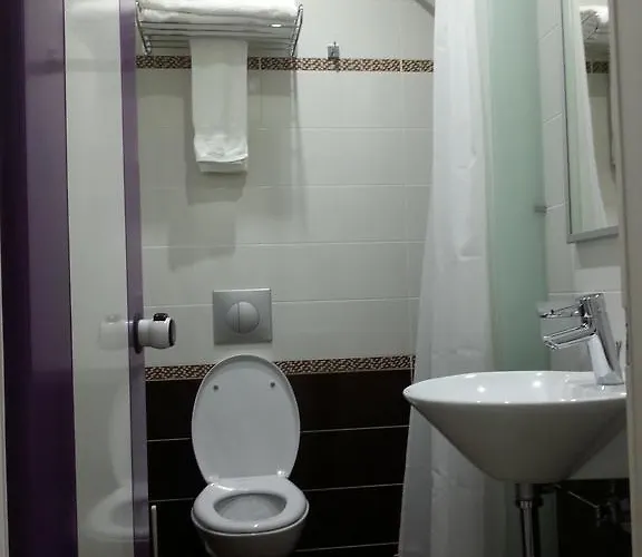 Otel Tirana Ksamil